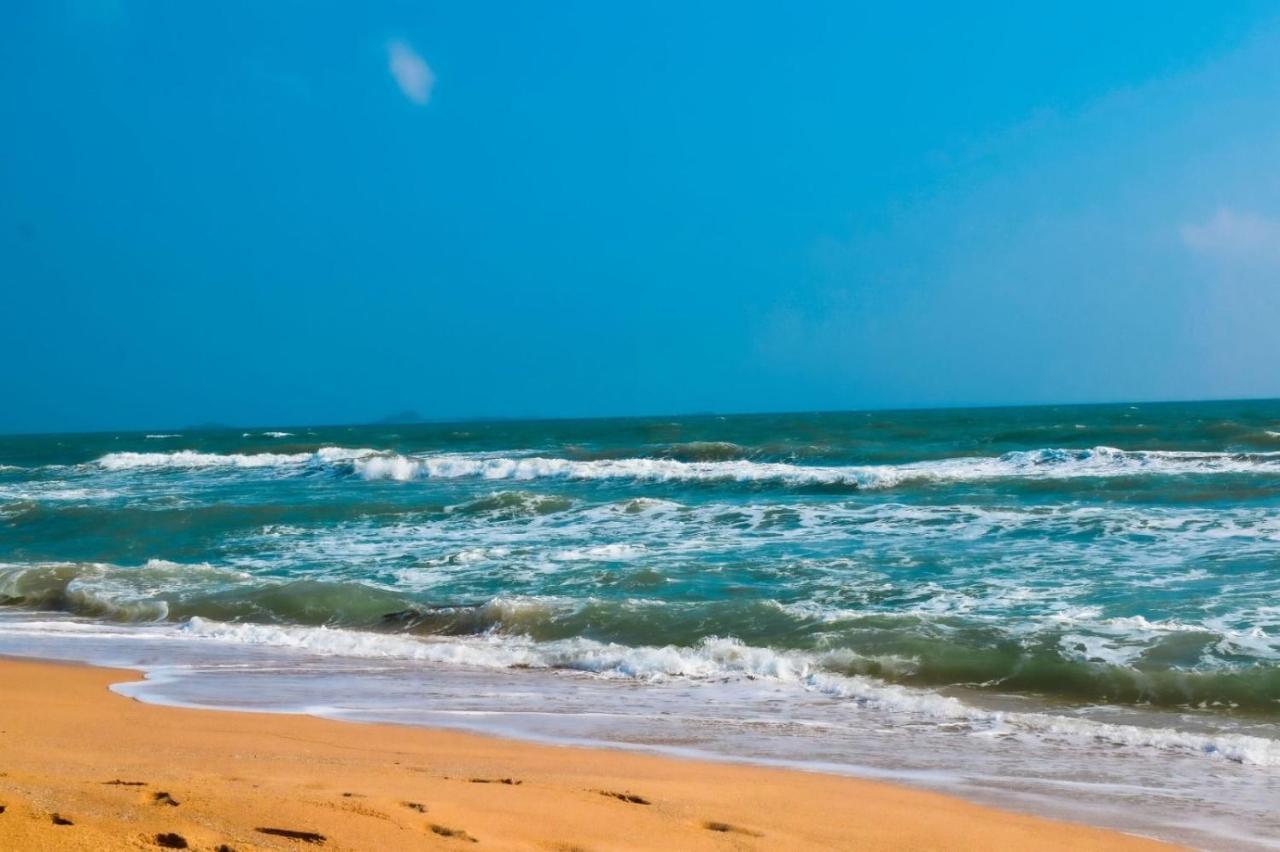 Mithra Paradise Beach Hotel Nilaveli Εξωτερικό φωτογραφία