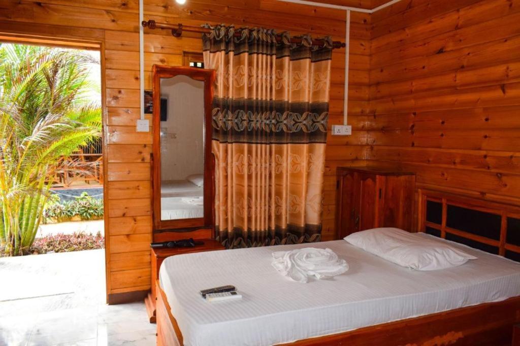 Mithra Paradise Beach Hotel Nilaveli Εξωτερικό φωτογραφία